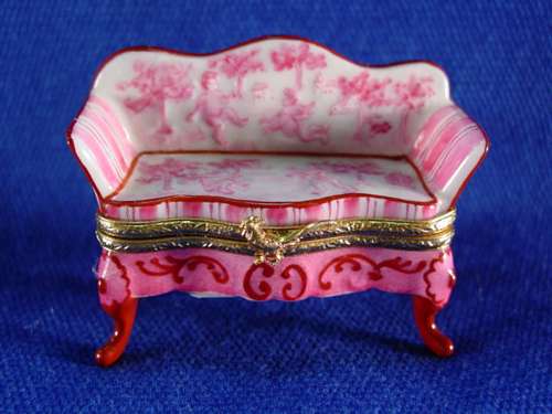 PINK TOILE COUCH